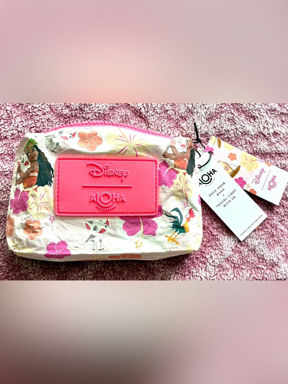 🌸ALOHA Collection x Disney Moana Special Edition mini pouch